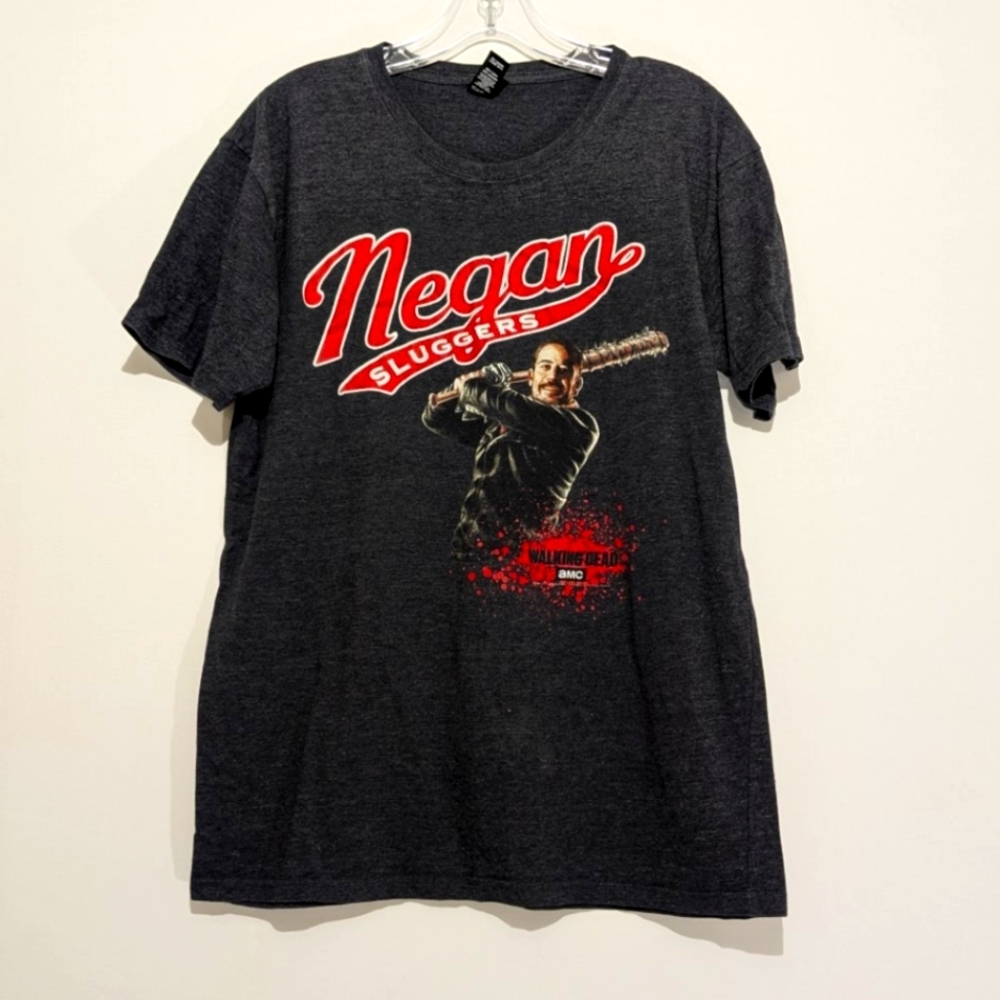 LOOT CRATE SHORT SLEEVE DARK GRAY CREW NECK GRAPHIC TEE MED